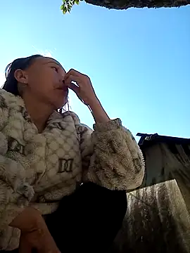 Manni john online show from November 30, 2:12 am