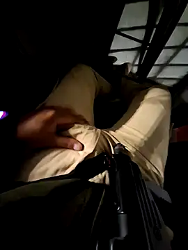 Snapshot of Raczos chatting on October 21, 3:17 am Raczos online show from October 21, 3:17 am