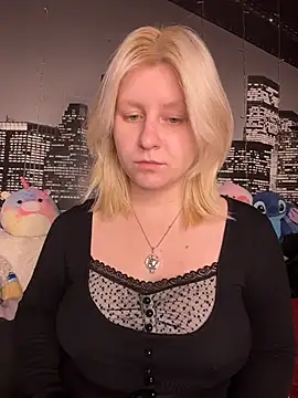 BonnyeBoom online show from March 4, 4:15 pm