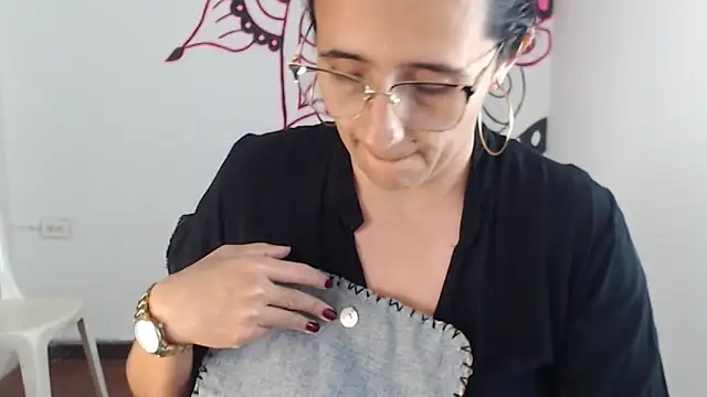 Lucyy Naugthy online show from March 4, 1:30 pm