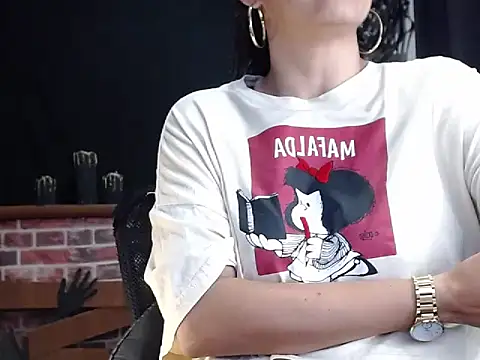 Snapshot of Lucyy_Naugthy chatting on October 24, 12:15 pm Lucyy Naugthy online show from October 24, 12:15 pm