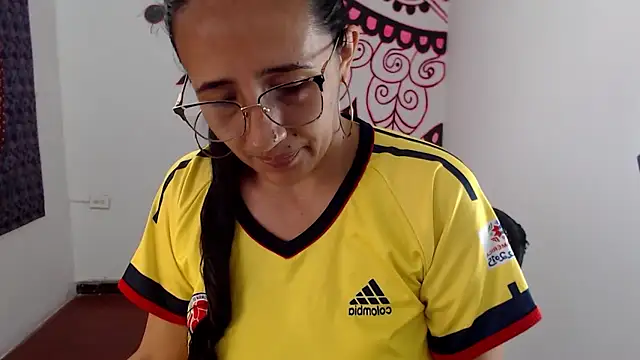 Lucyy Naugthy online show from March 26, 1:53 pm