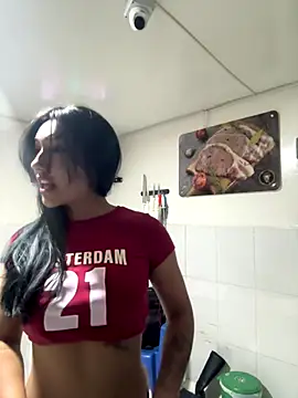 Snapshot of Nahomy_cute1 chatting on November 8, 10:19 am Nahomy cute1 online show from November 8, 10:19 am