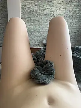 JuicyGamess online show from April 17, 5:10 am