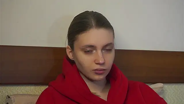 Snapshot of RoslynArcuo chatting on December 1, 8:42 pm RoslynArcuo online show from December 1, 8:42 pm