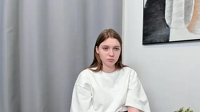 Snapshot of RoslynArcuo chatting on October 18, 5:15 pm RoslynArcuo online show from October 18, 5:15 pm