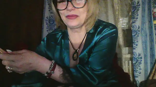 Lia Ray online show from February 22, 9:27 pm