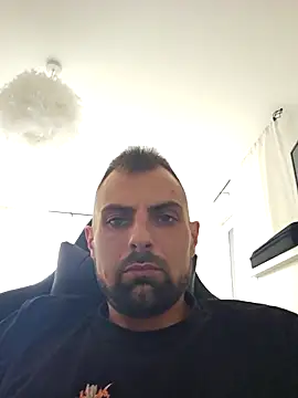 PopularArgument46 online show from April 14, 2:33 pm