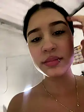 cristalxxx hott online show from December 3, 5:19 am