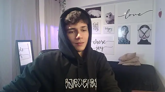 AmethystShadow17 online show from March 20, 7:59 pm