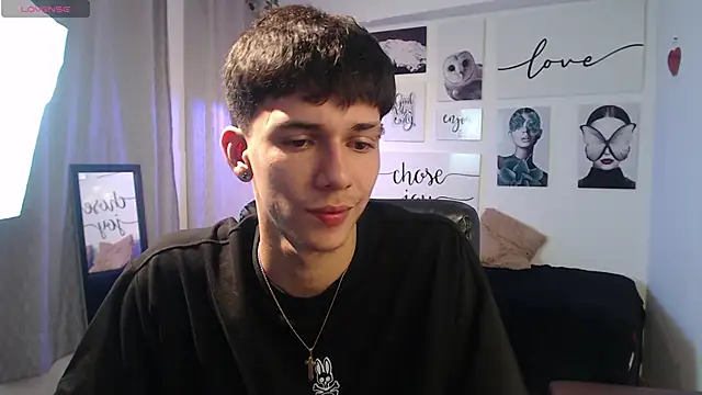 AmethystShadow17 online show from March 14, 8:04 pm