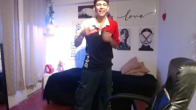 AmethystShadow17 online show from March 12, 8:13 pm