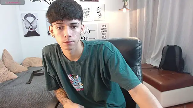 AmethystShadow17 online show from November 4, 4:00 pm