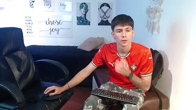 AmethystShadow17 online show from March 13, 8:03 pm