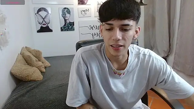 AmethystShadow17 online show from October 30, 4:48 pm