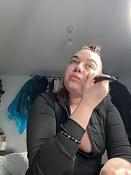 AvaHart online show from February 20, 1:13 pm