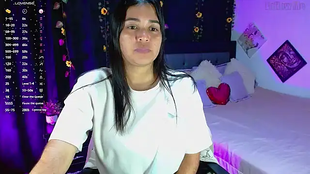 Snapshot of HaannaAGT chatting on October 14, 12:22 am HaannaAGT online show from October 14, 12:22 am