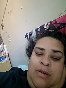 Snapshot of BigBusty_VoluptuousMilfX chatting on October 24, 10:36 am BigBusty VoluptuousMilfX online show from October 24, 10:36 am