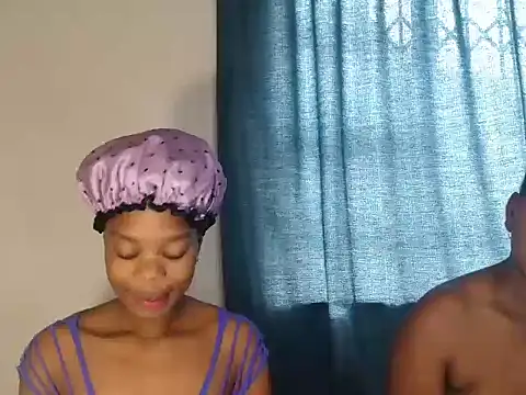 SexyLatoya05 online show from November 2, 5:45 am