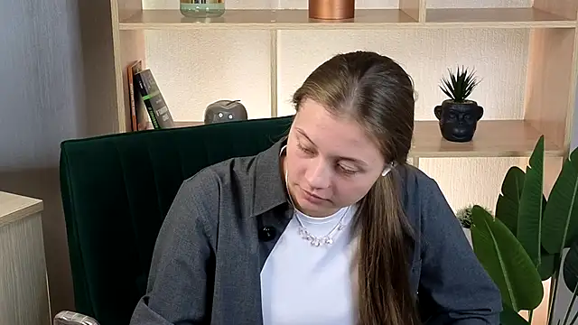Snapshot of BeulahPrudente chatting on October 14, 12:28 pm BeulahPrudente online show from October 14, 12:28 pm
