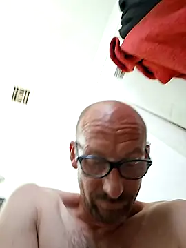 whateveruwanthowever online show from October 28, 5:34 pm