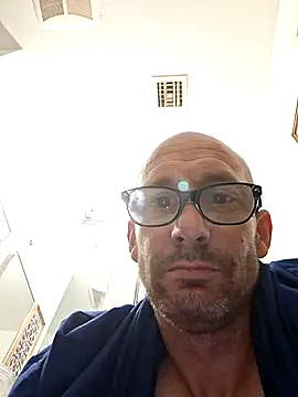 whateveruwanthowever online show from November 24, 12:32 am