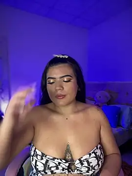Snapshot of -MACA- chatting on October 18, 10:01 pm -MACA- online show from October 18, 10:01 pm