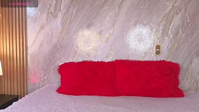 Lexie Rossee online show from December 21, 8:09 pm