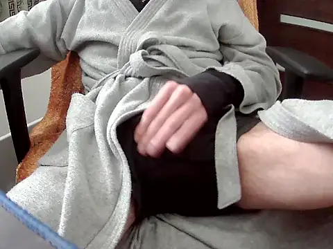 Batboy94 online show from January 9, 12:45 pm