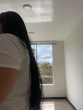 Snapshot of kassandra_luxury chatting on November 10, 3:17 pm kassandra luxury online show from November 10, 3:17 pm