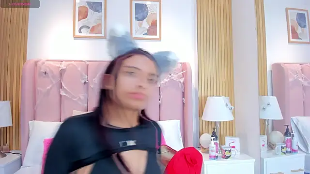 Aithana Petite online show from October 31, 3:36 am