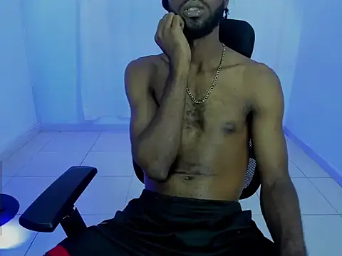 BenhtenBlack25 online show from November 11, 5:35 am