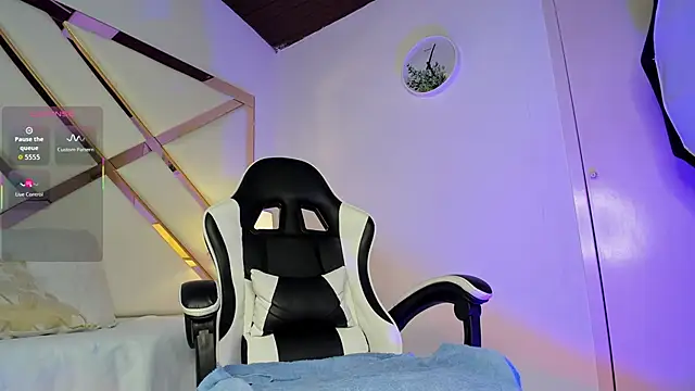 Snapshot of Justin_valverde chatting on January 18, 2:59 am Justin valverde online show from January 18, 2:59 am