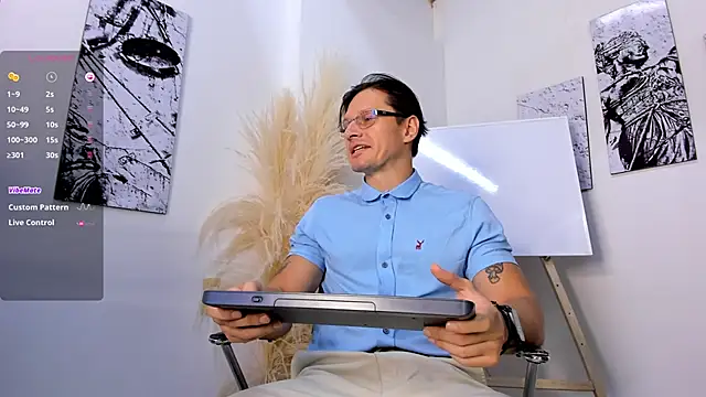 Justin valverde online show from November 26, 2:55 am