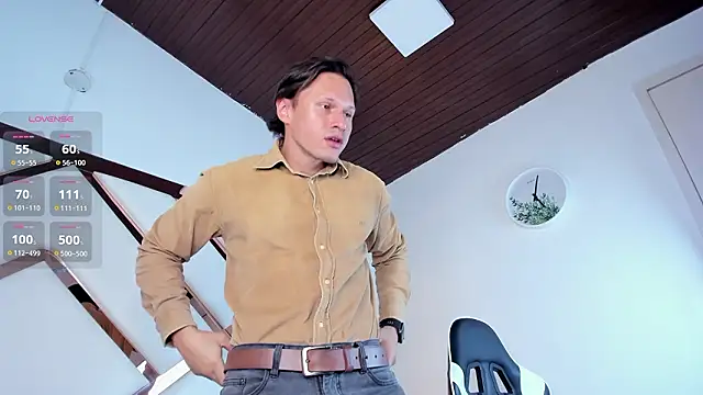 Snapshot of Justin_valverde chatting on February 10, 7:35 pm Justin valverde online show from February 10, 7:35 pm