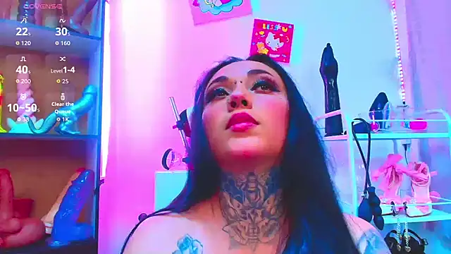 Elisce cloudd online show from June 12, 1:58 am