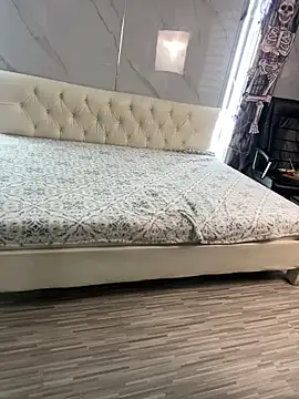 Yvonny27 online show from November 12, 11:47 am