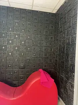 Yvonny27 online show from November 15, 1:48 pm