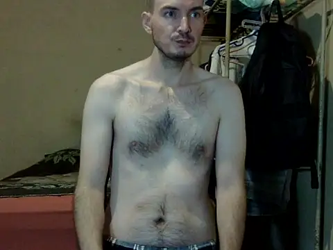 Snapshot of RonnieMetal chatting on October 31, 1:57 am RonnieMetal online show from October 31, 1:57 am