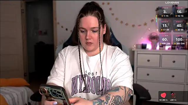 SummerTina online show from February 24, 3:31 pm