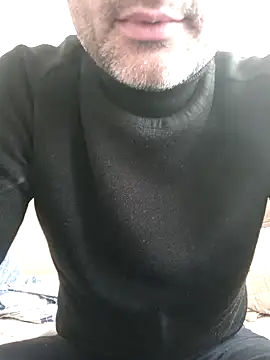 Snapshot of koruhkn chatting on March 8, 5:33 am koruhkn online show from March 8, 5:33 am