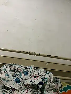 Snapshot of JR777xxx chatting on November 27, 3:29 am JR777xxx online show from November 27, 3:29 am