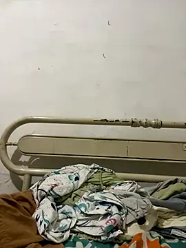 Snapshot of JR777xxx chatting on November 12, 3:21 am JR777xxx online show from November 12, 3:21 am