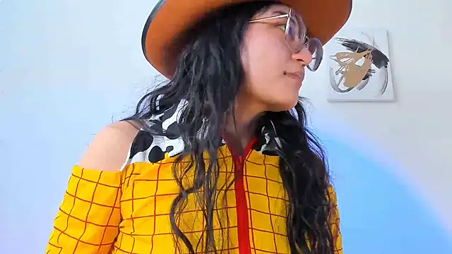 Snapshot of bellapixie chatting on October 16, 9:01 pm bellapixie online show from October 16, 9:01 pm