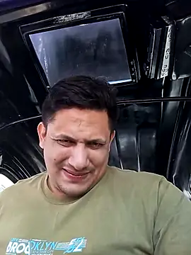 WIlGar1993 online show from March 9, 3:15 pm