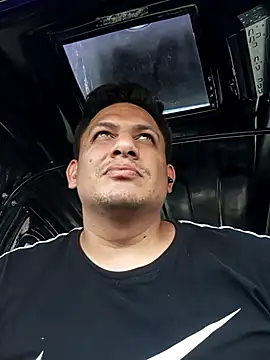 WIlGar1993 online show from March 4, 4:04 pm