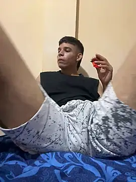 Snapshot of Michael_black01 chatting on February 7, 4:09 am Michael black01 online show from February 7, 4:09 am