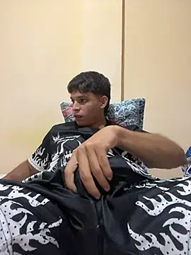 Snapshot of Michael_black01 chatting on April 5, 7:53 pm Michael black01 online show from April 5, 7:53 pm