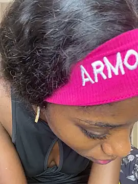 NyahHeat online show from February 18, 10:55 am