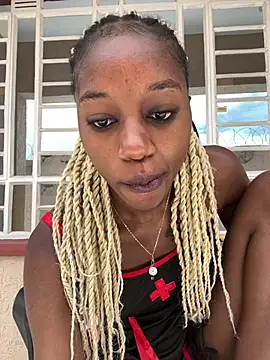 NyahHeat online show from March 7, 9:16 am